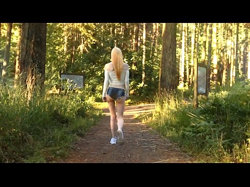 ❤️ Bela virino moviĝas malrapide, ne nuda video ❤️ Fika video ĉe ni % eo.pornogroupp.ru% ☑